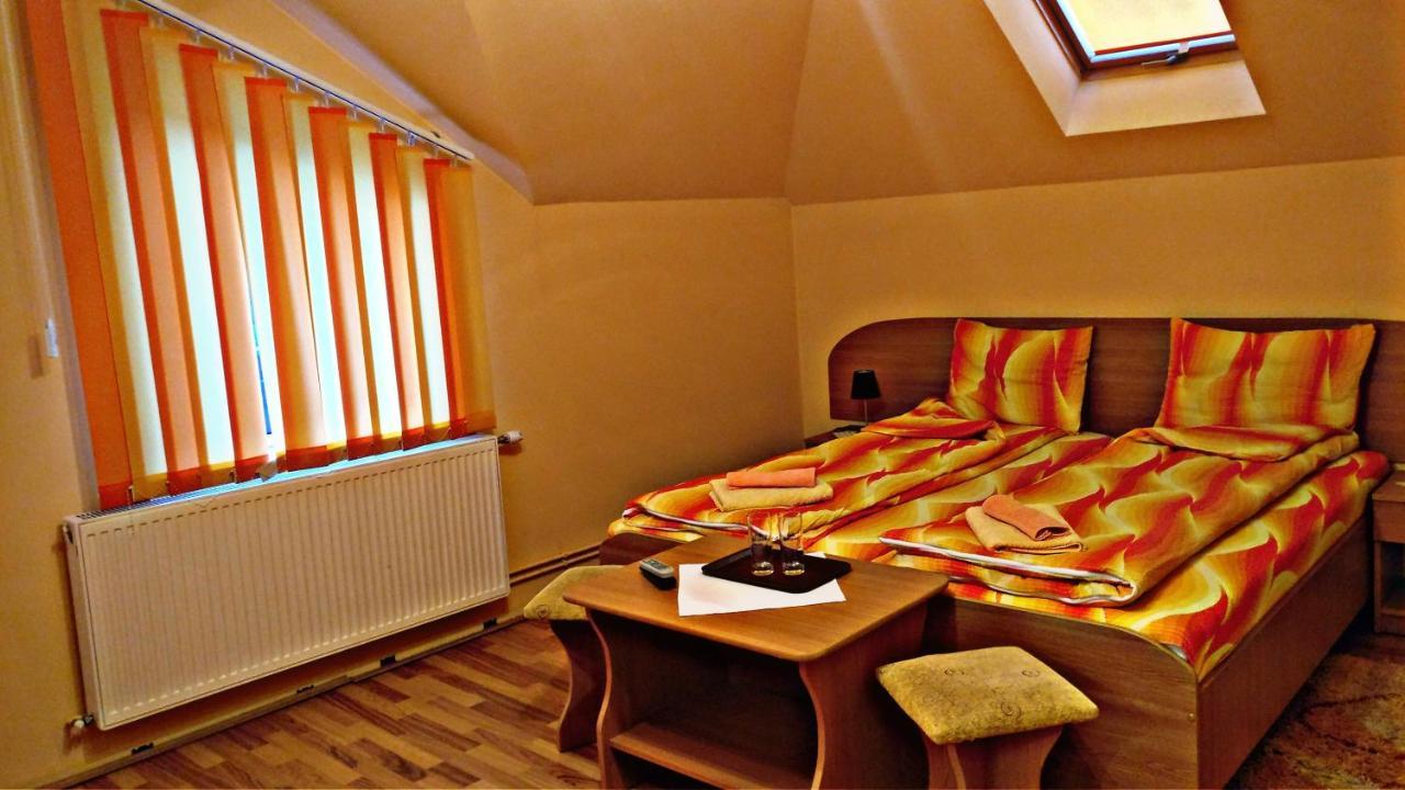 Picnic Panzio Bed and Breakfast Lunca de Sus Εξωτερικό φωτογραφία