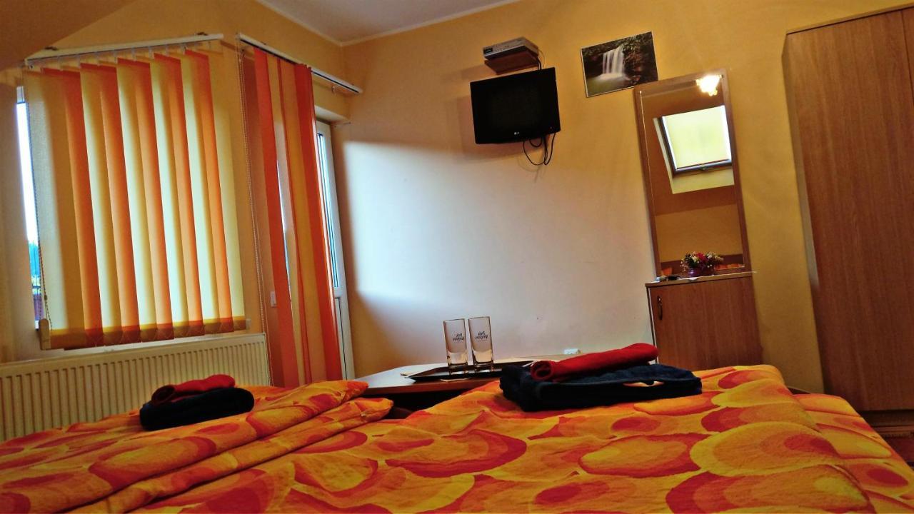 Picnic Panzio Bed and Breakfast Lunca de Sus Εξωτερικό φωτογραφία